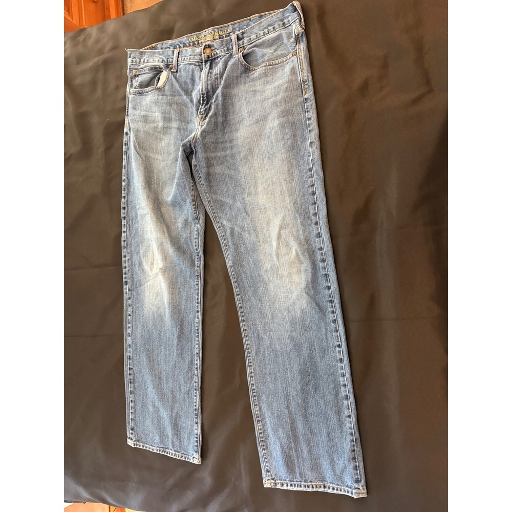American Eagle Outfitters Straight Leg Light Wash Jeans 38x36 Cotton Denim